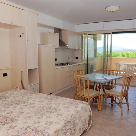 Hotel apartamentowy Lo Smeraldo